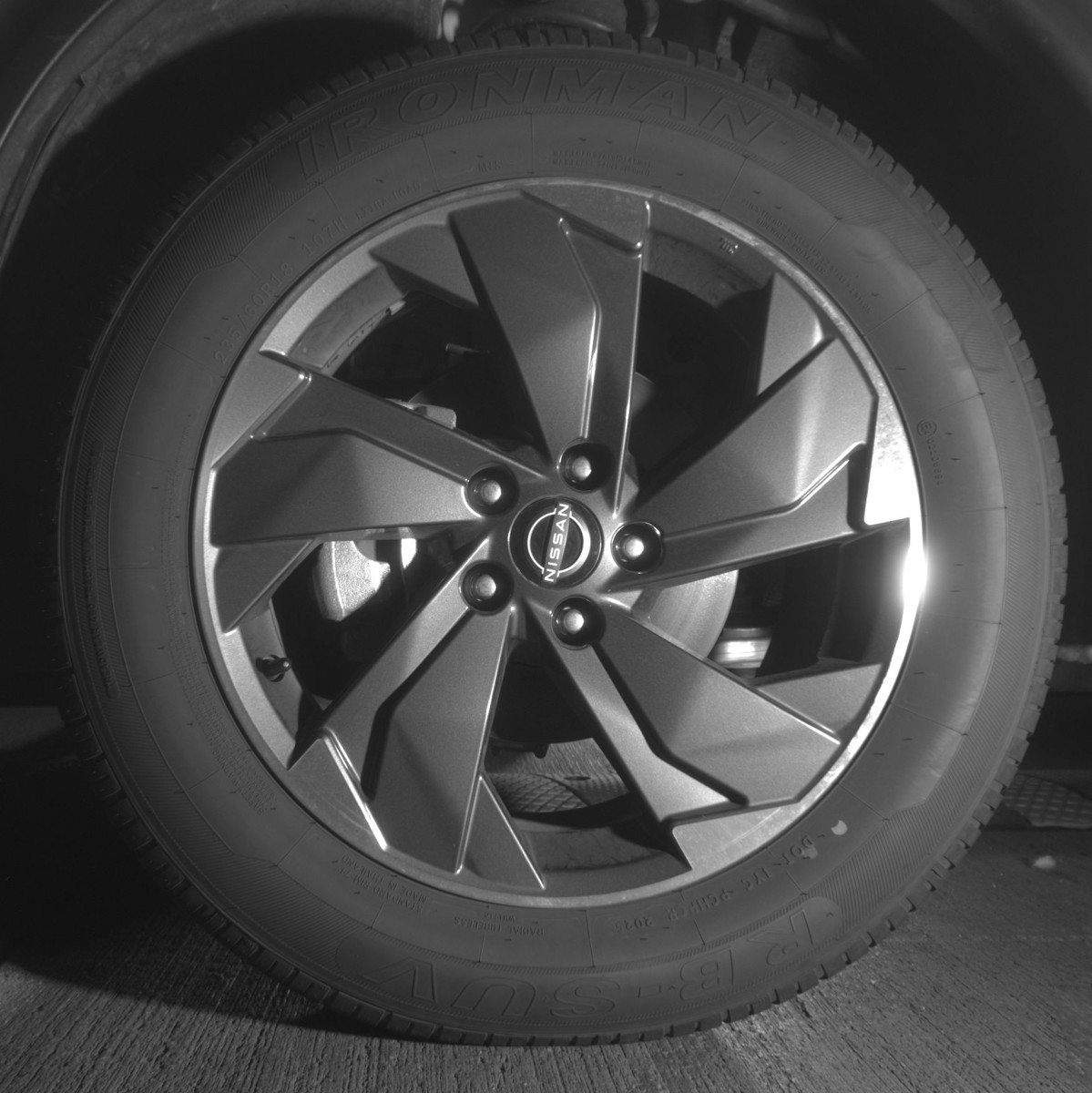 Used 2025 Nissan Rogue SV FWD image 12
