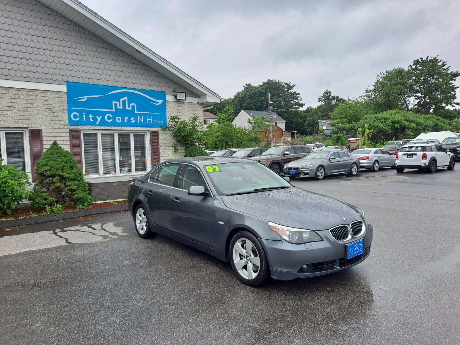 Used 2007 BMW 530xi Sedan AWD/4WD image 2