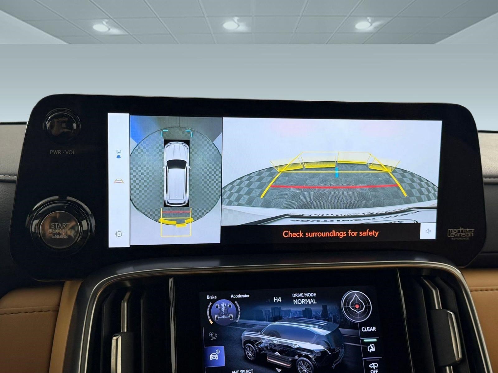 Used 2024 Lexus LX 600 4WD w/ Luxury Package image 27