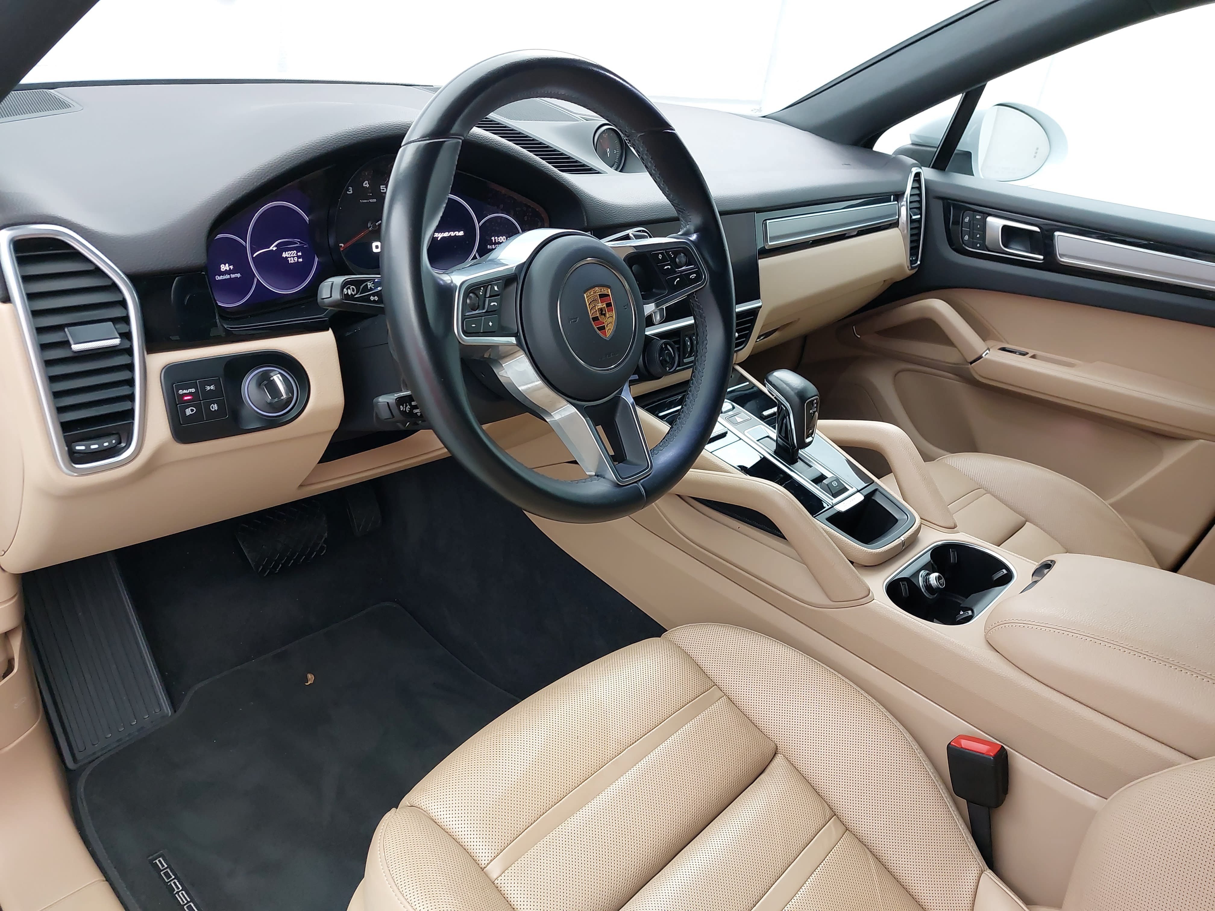 Certified 2023 Porsche Cayenne Platinum Edition AWD/4WD image 18