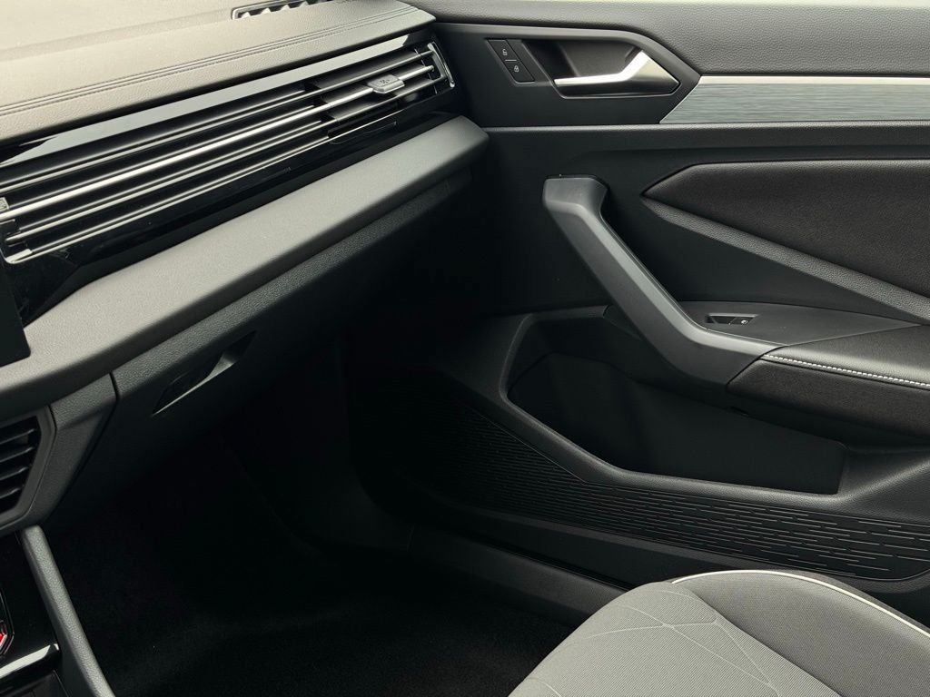 New 2026 Volkswagen Jetta Sport FWD image 32