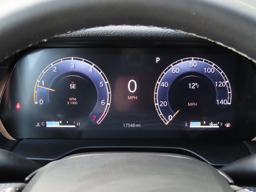 Certified 2024 Jeep Grand Cherokee Altitude image 11