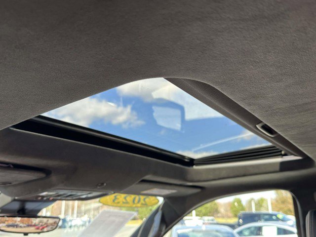 Used 2023 GMC Sierra 1500 Denali Ultimate image 18