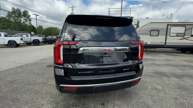 Used 2023 GMC Yukon SLT AWD/4WD image 7
