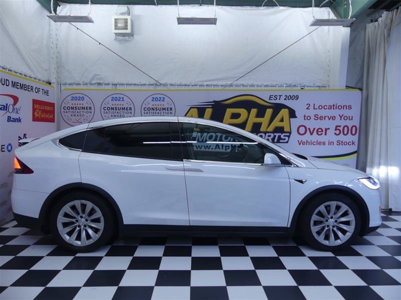 Used 2017 Tesla Model X 100D AWD/4WD image 31