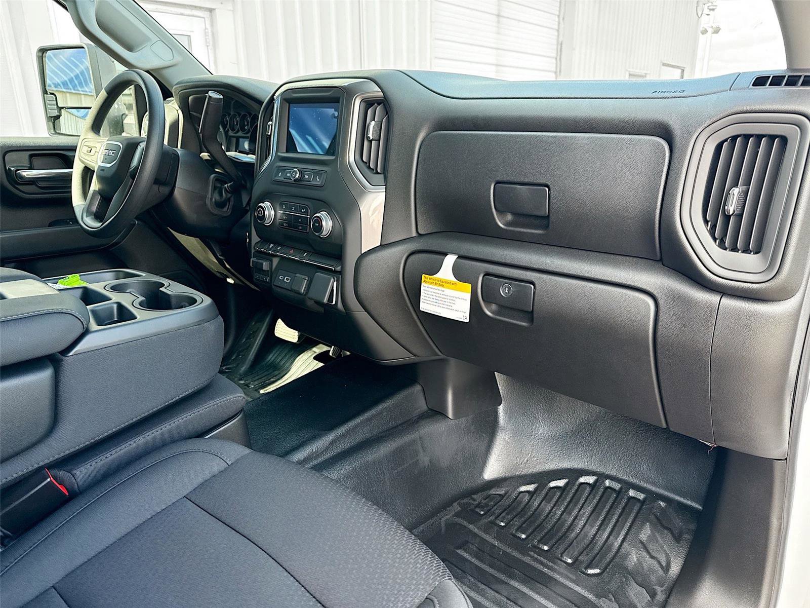 New 2026 GMC Sierra 3500 Pro w/ Convenience Package image 18