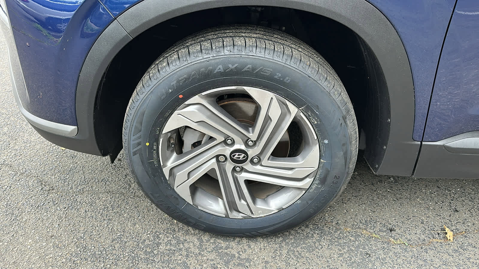 Used 2023 Hyundai Santa Fe SE w/ Cargo Package image 10