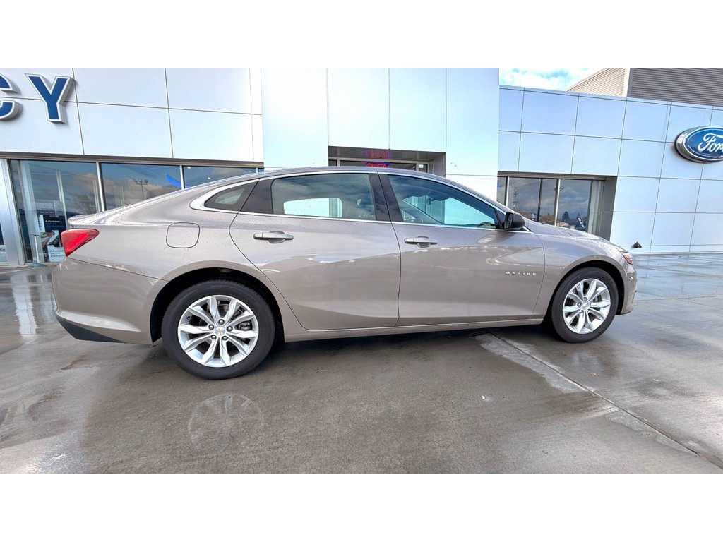 Used 2024 Chevrolet Malibu LT FWD image 8