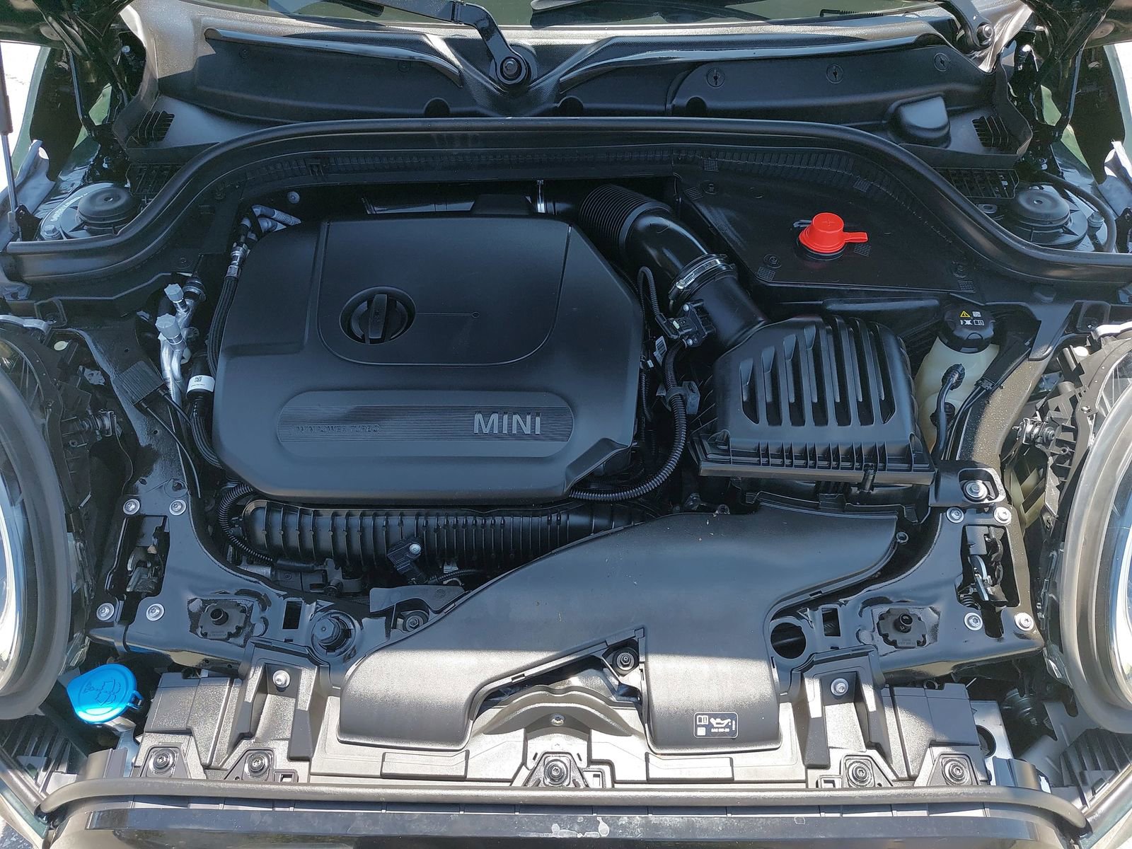 Used 2023 MINI Cooper John Cooper Works FWD image 29