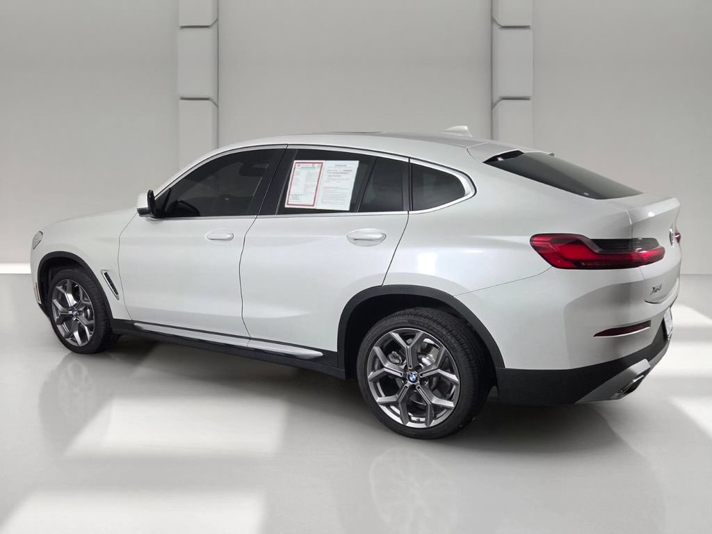 Used 2025 BMW X4 xDrive30i AWD/4WD image 6