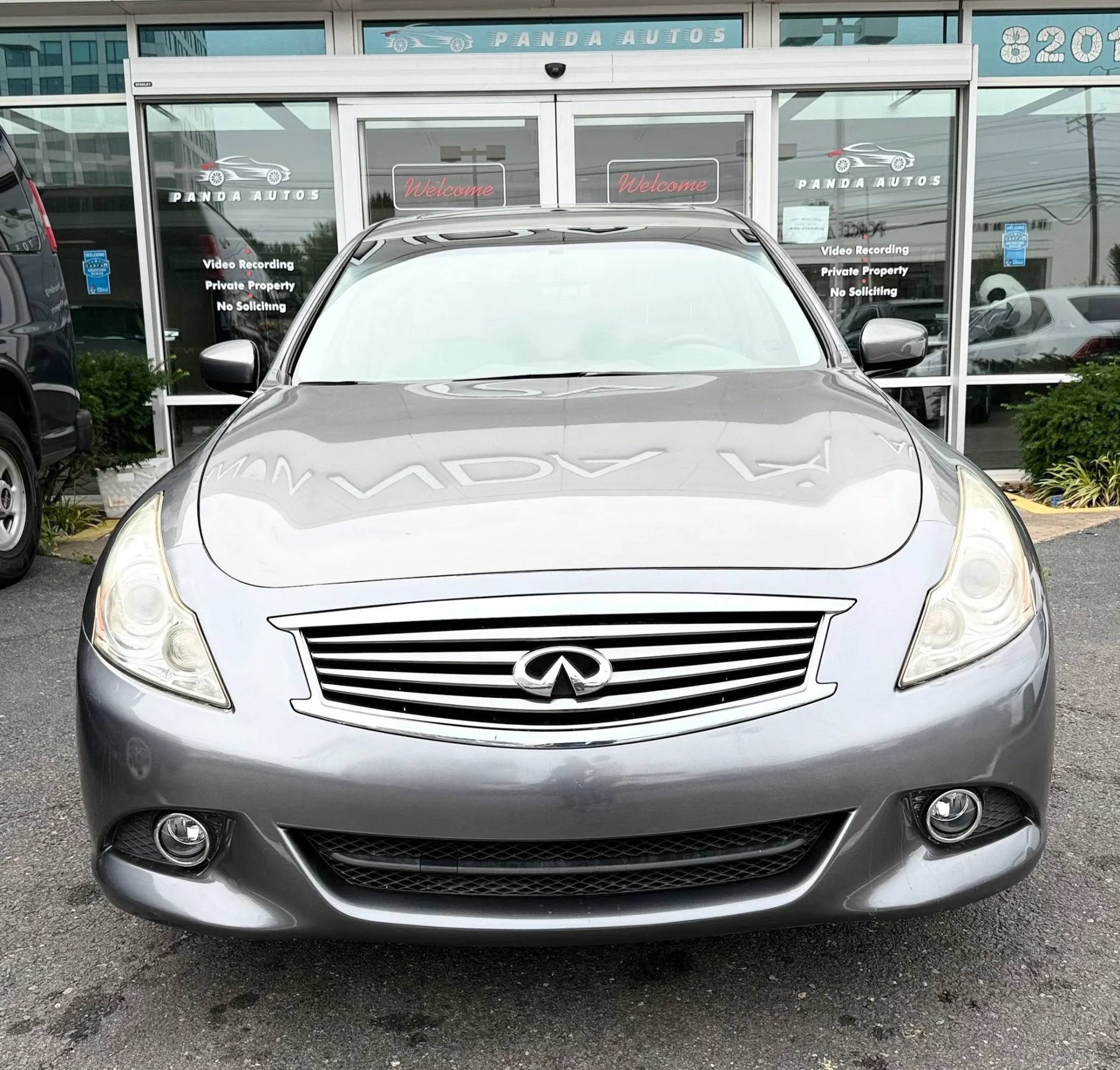 Used 2012 INFINITI G37 Journey w/ Premium Pkg RWD image 2