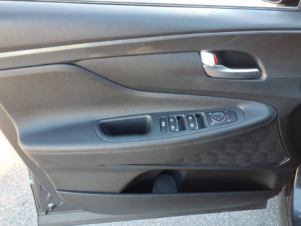 Used 2023 Hyundai Santa Fe SEL AWD/4WD image 16