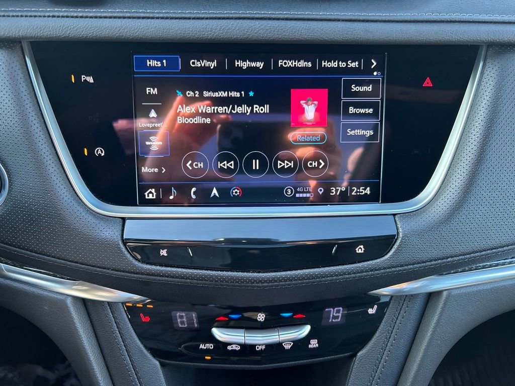 Used 2022 Cadillac XT5 Sportv image 29