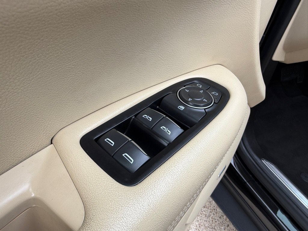 Used 2018 Cadillac XT5 FWD image 20