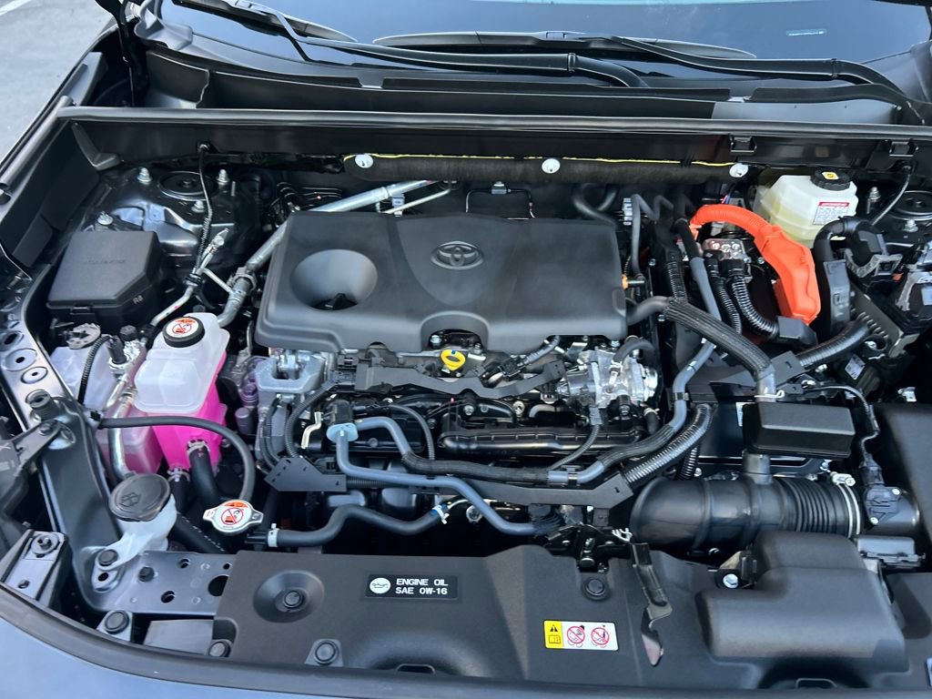 New 2025 Toyota RAV4 XLE image 28