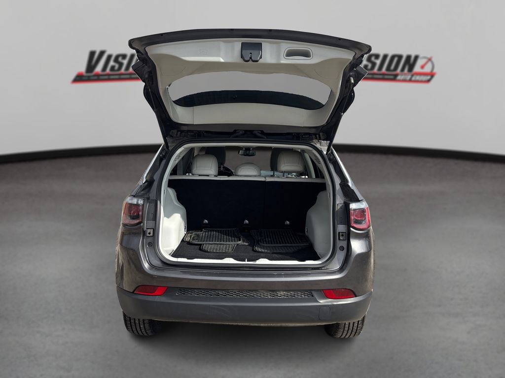 Used 2021 Jeep Compass Latitude w/ Convenience Group image 11