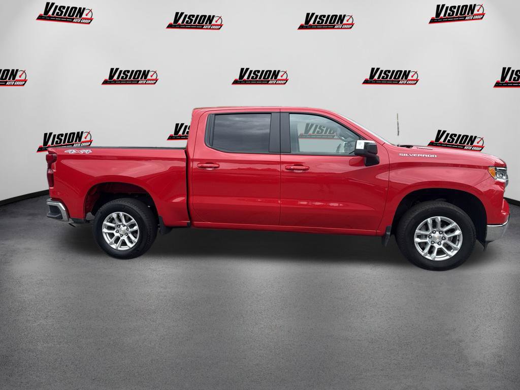 Used 2026 Chevrolet Silverado 1500 LT AWD/4WD image 4