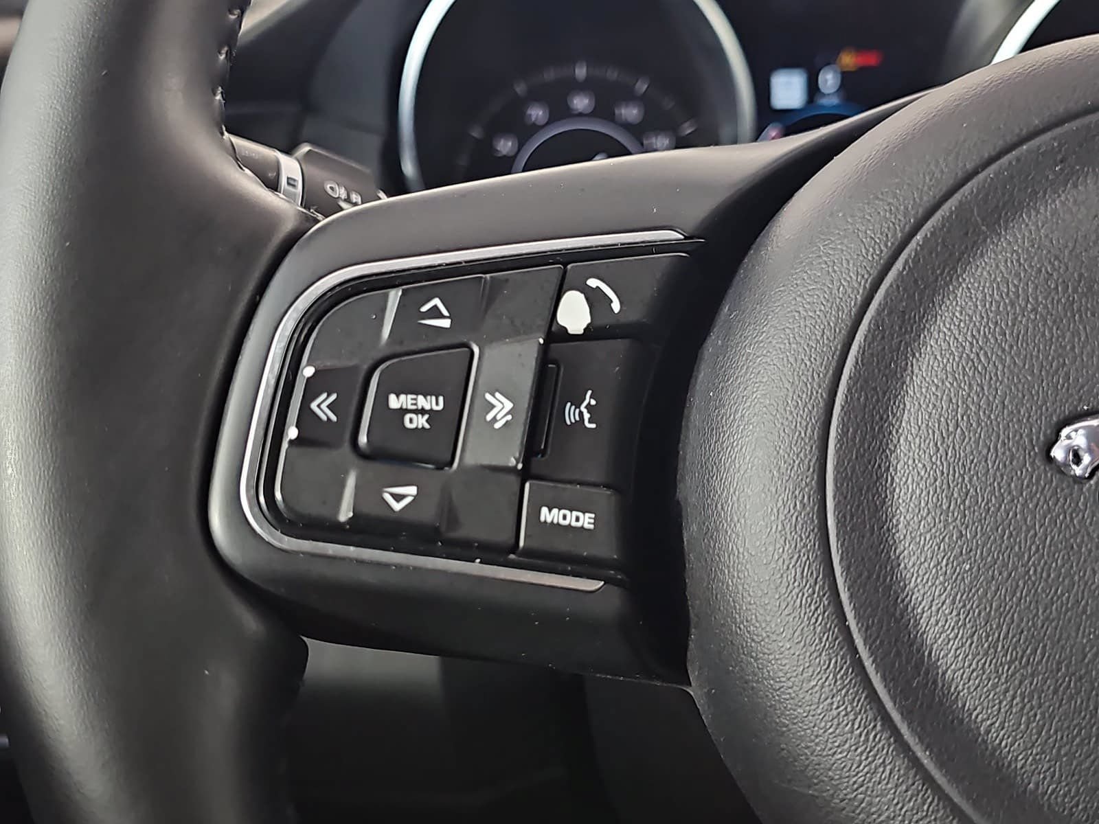 Used 2018 Jaguar E-PACE S AWD/4WD image 17