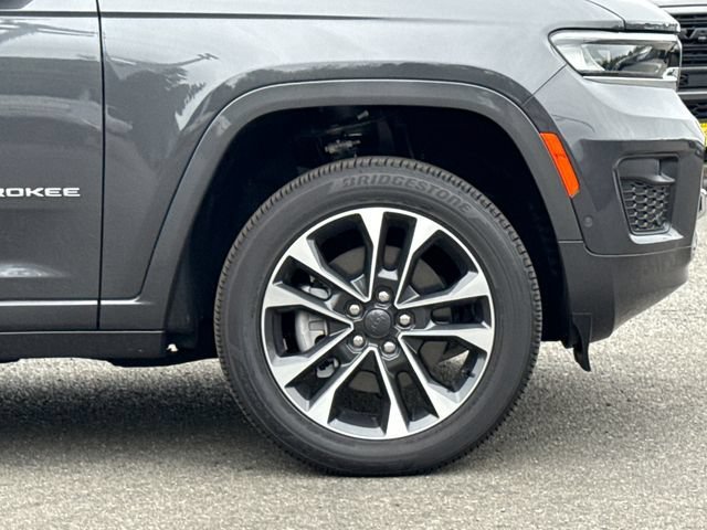 New 2025 Jeep Grand Cherokee L Overland AWD/4WD image 7