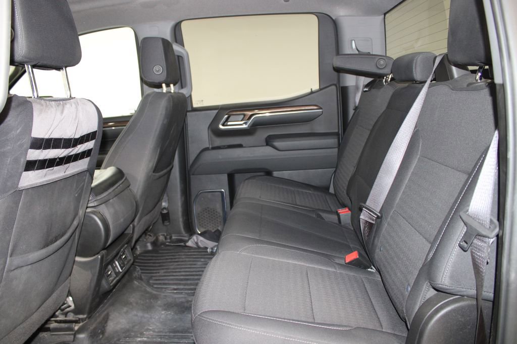 Used 2024 Chevrolet Silverado 1500 LT image 18