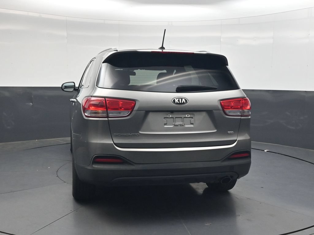 Used 2017 Kia Sorento AWD image 13