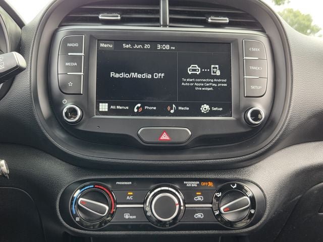 Used 2025 Kia Soul LX w/ LX Technology Package FWD image 22