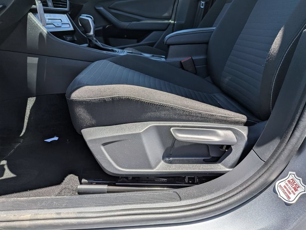 Used 2025 Volkswagen Jetta S FWD image 14