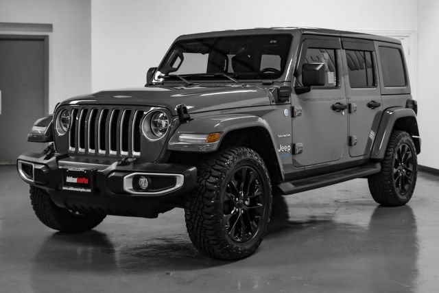 Used 2021 Jeep Wrangler Unlimited Sahara AWD/4WD image 6