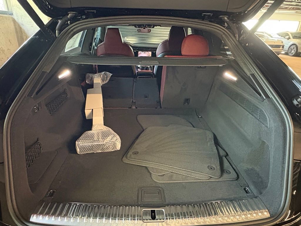 New 2027 Audi SQ8 Prestige AWD/4WD image 33