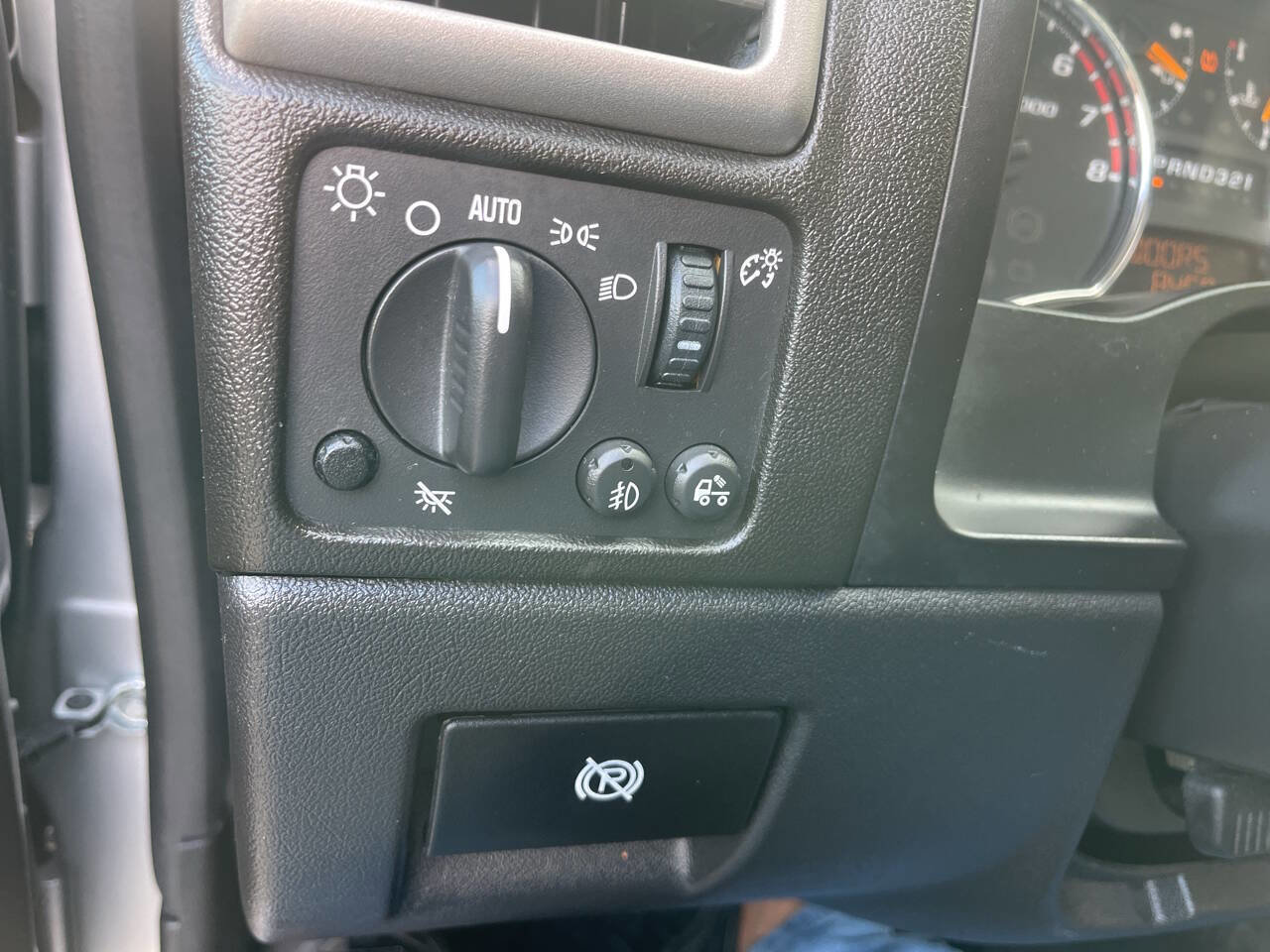 Used 2010 Chevrolet Colorado LT image 20