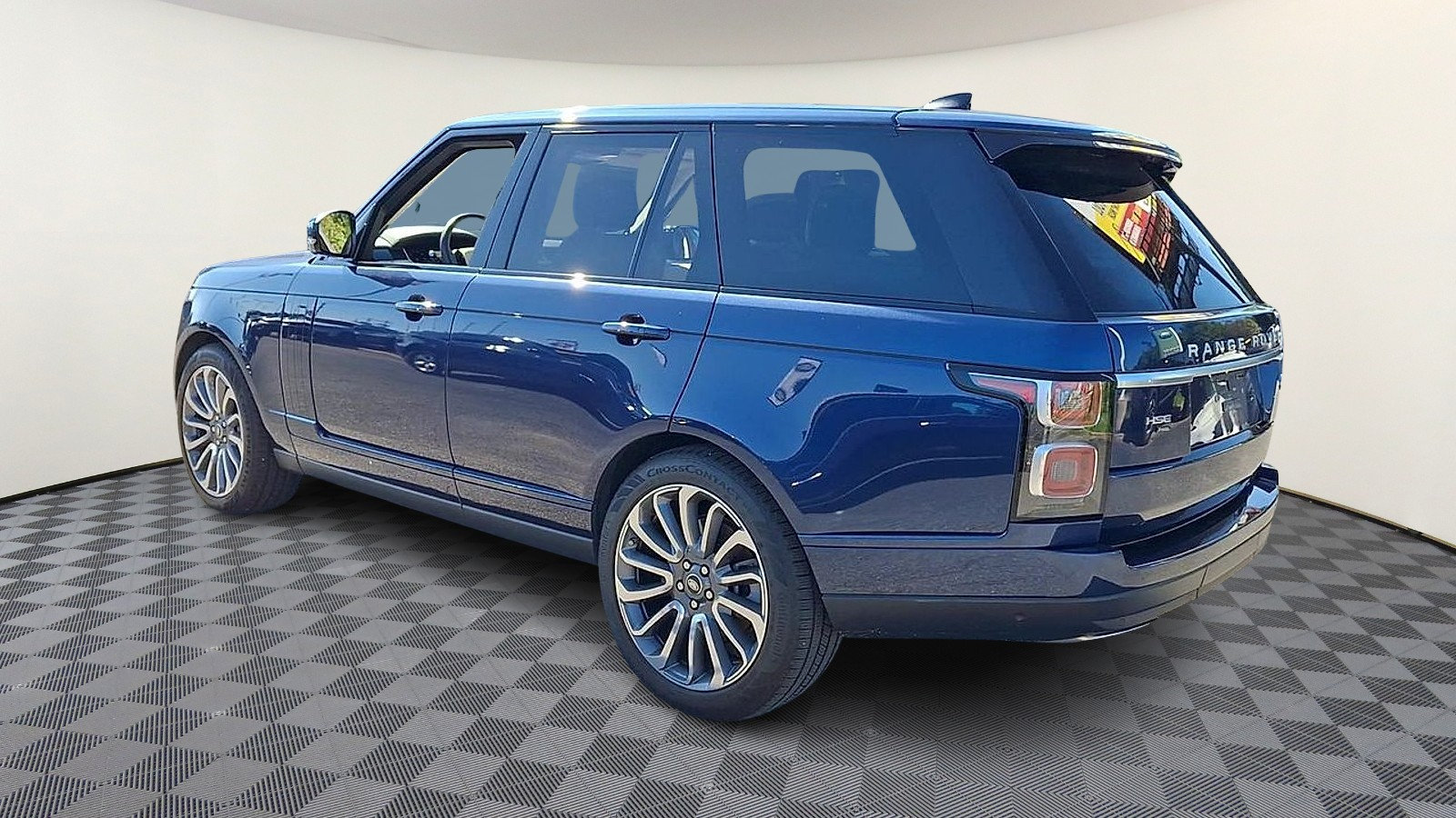 Used 2020 Land Rover Range Rover HSE AWD/4WD image 6