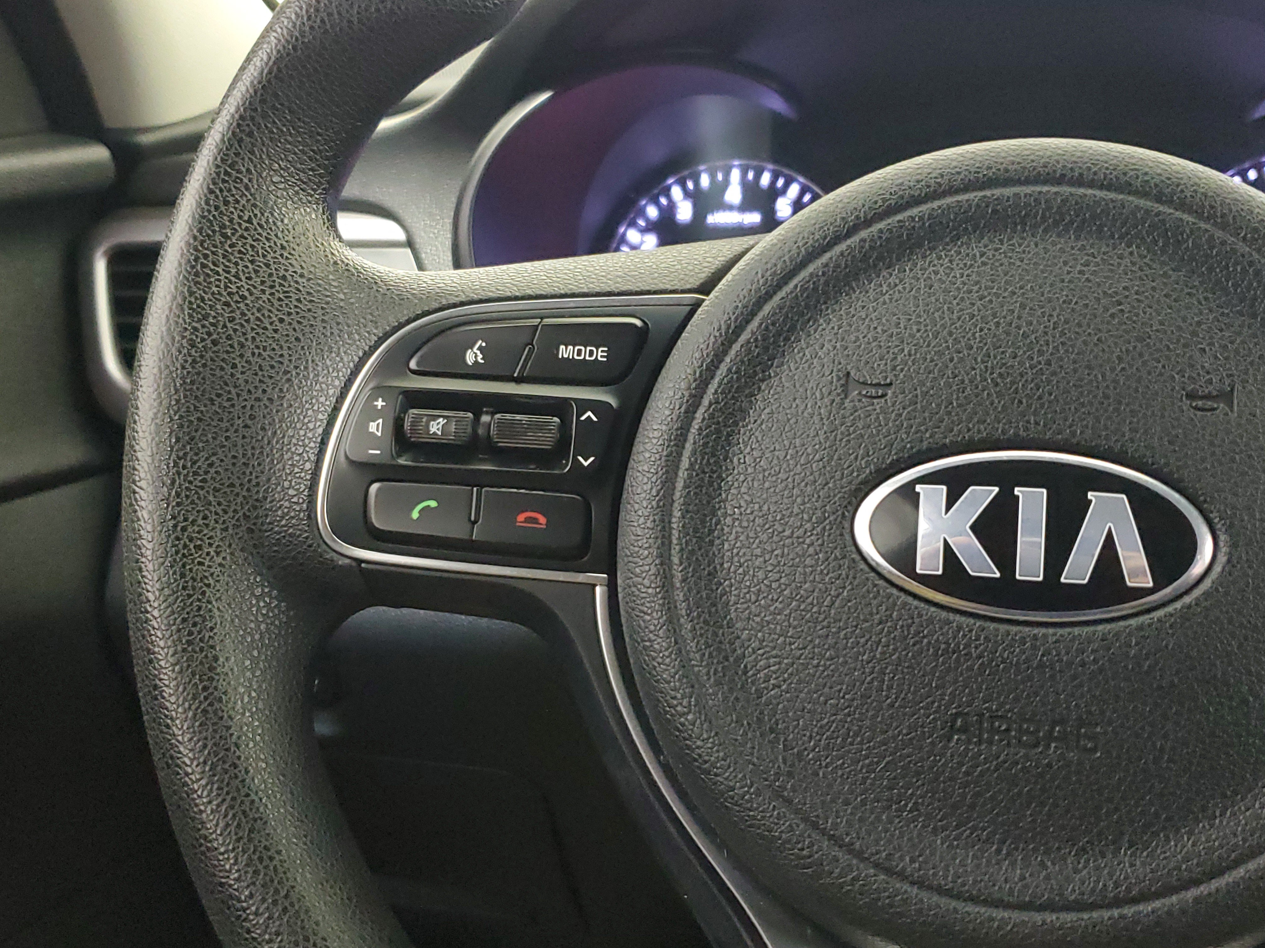 Used 2017 Kia Optima LX FWD image 23