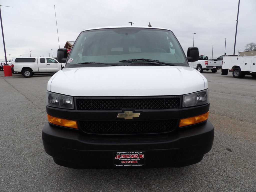 Used 2020 Chevrolet Express 3500 LS image 12