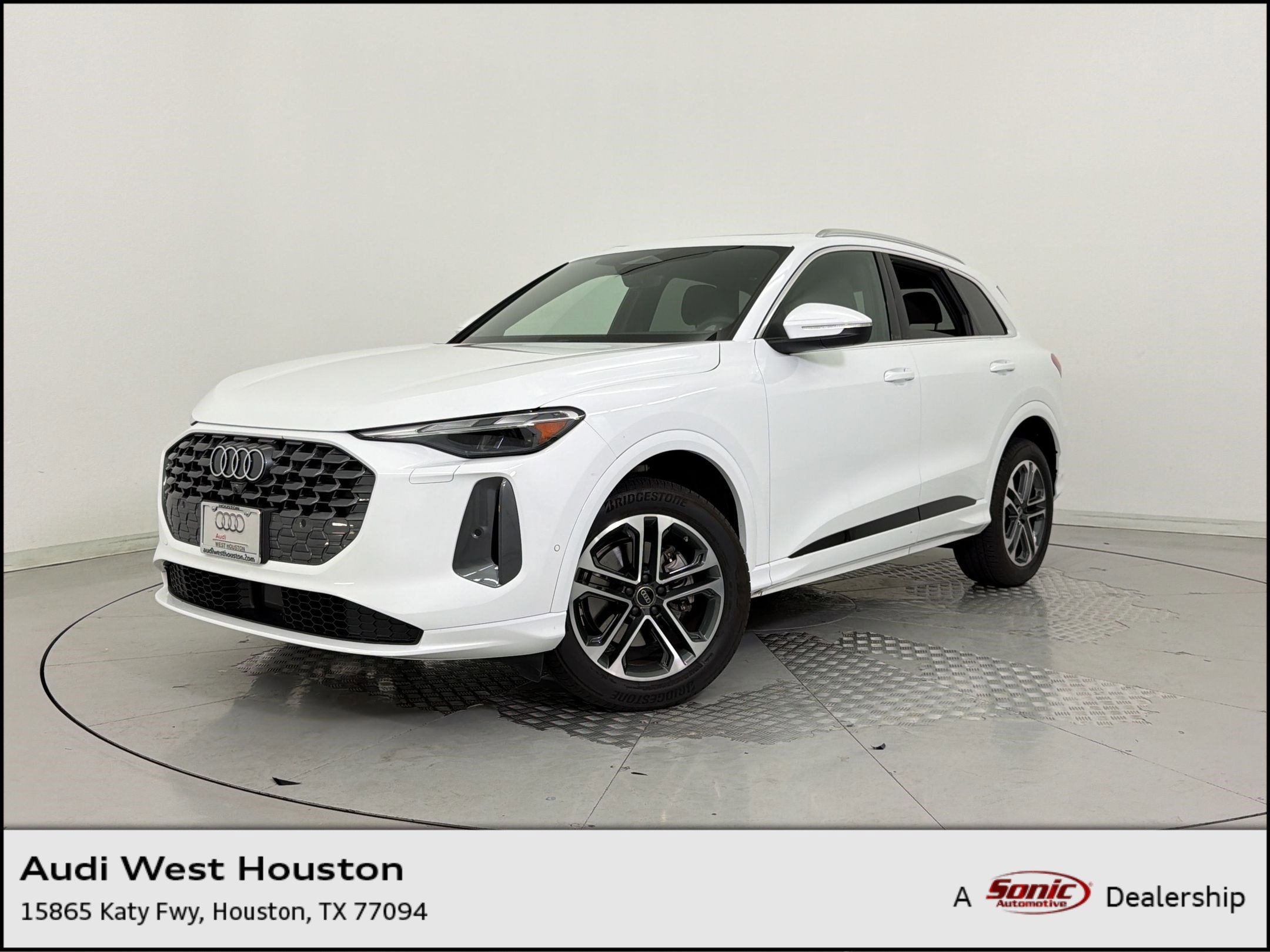 Certified 2025 Audi Q5 Premium w/ Convenience Package