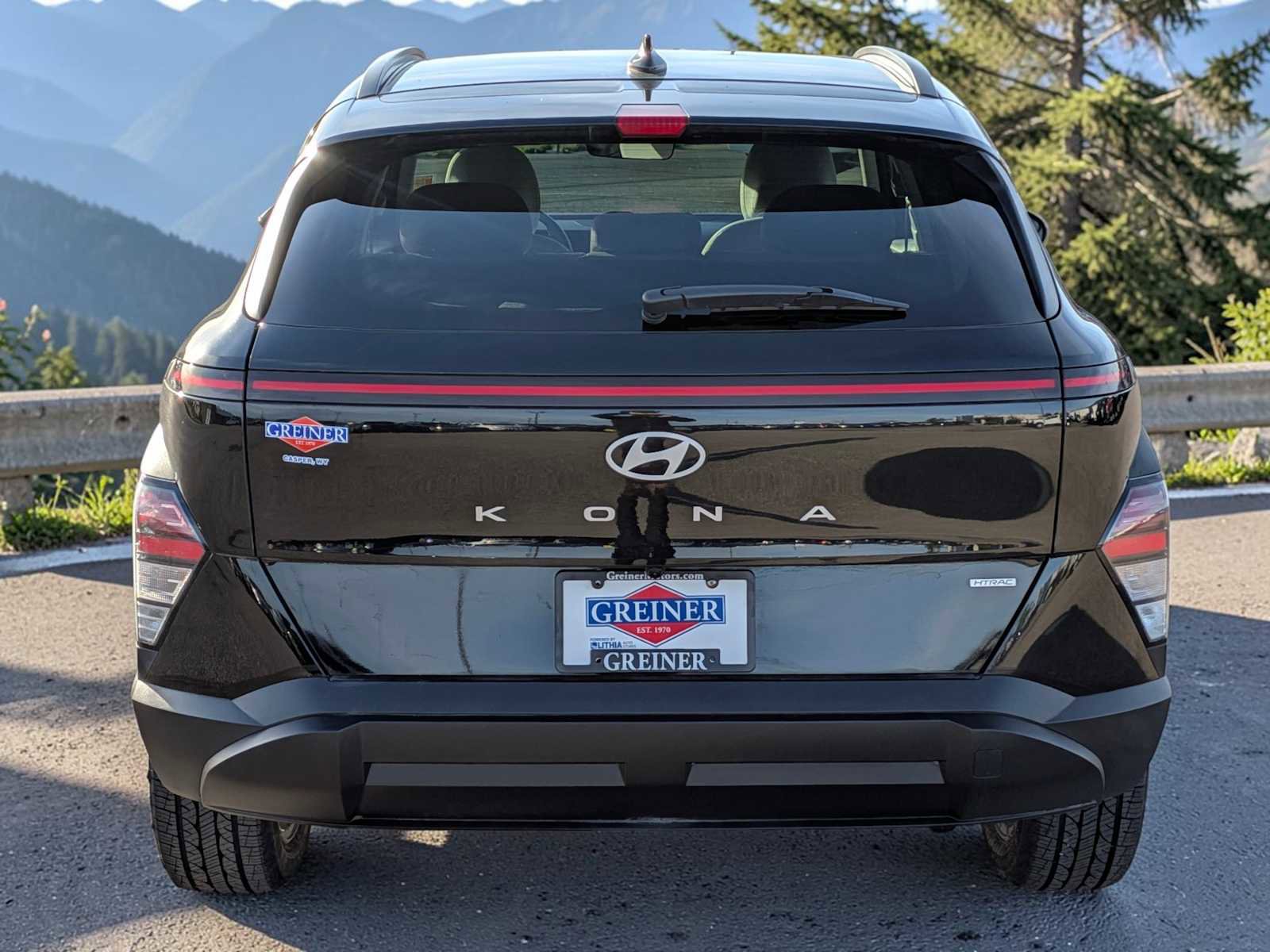 Used 2025 Hyundai Kona SEL AWD/4WD image 5
