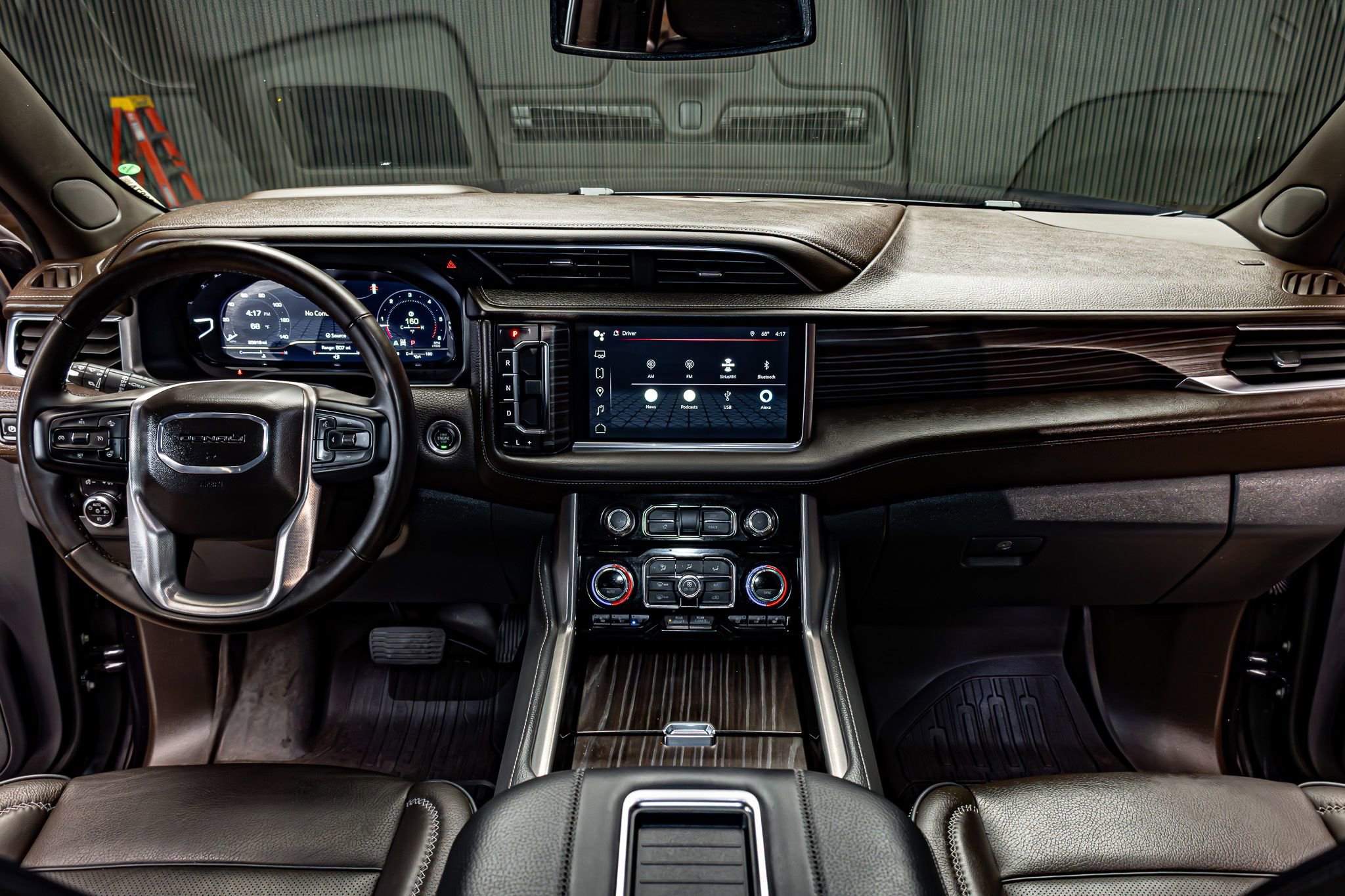 Used 2024 GMC Yukon Denali w/ LPO, Floor Liner Package image 16