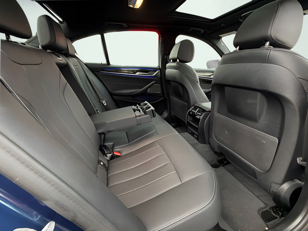 Used 2021 BMW 530i w/ Executive Package RWD image 46
