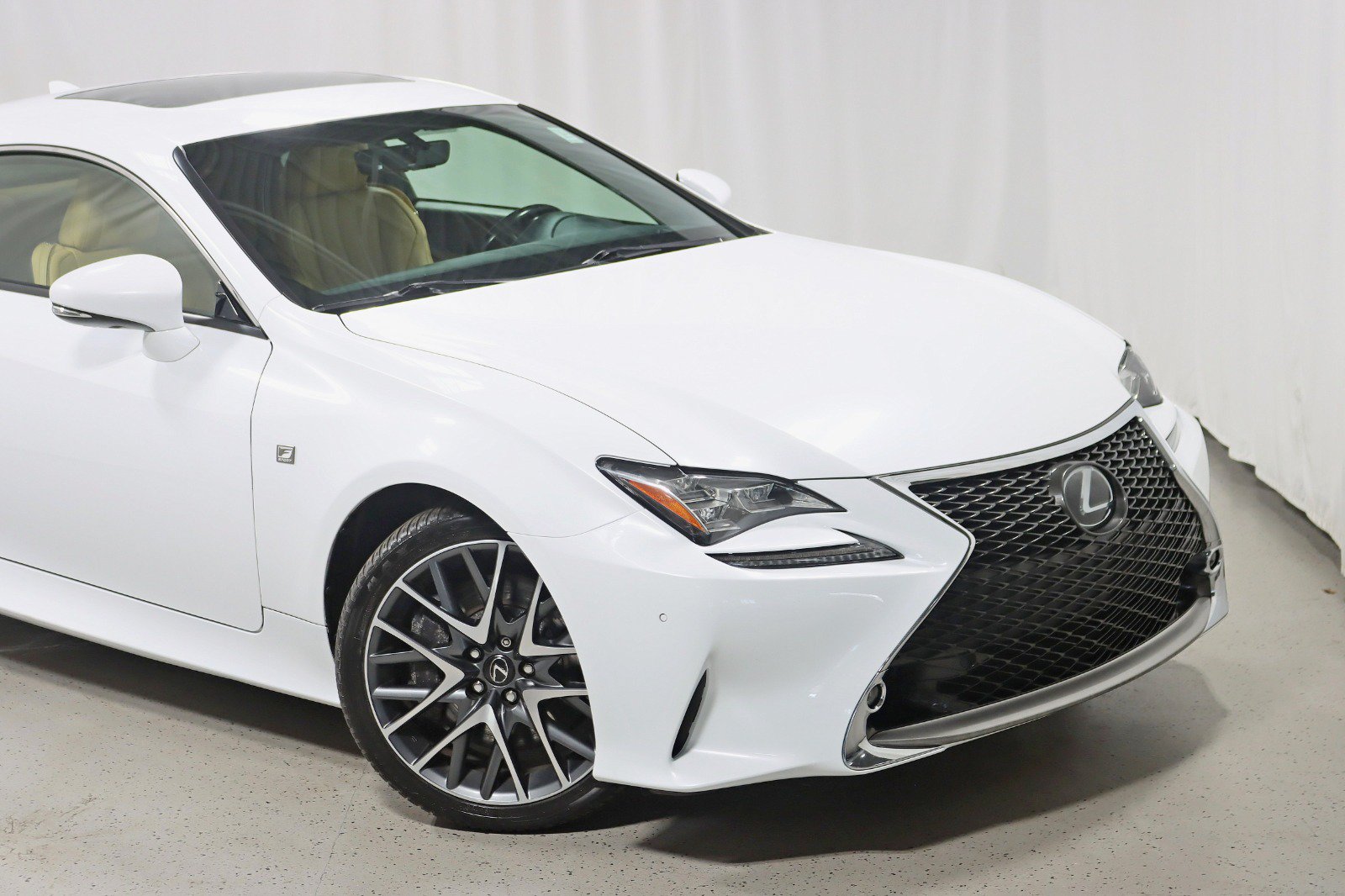 Used 2017 Lexus RC 350 F Sport RWD image 2