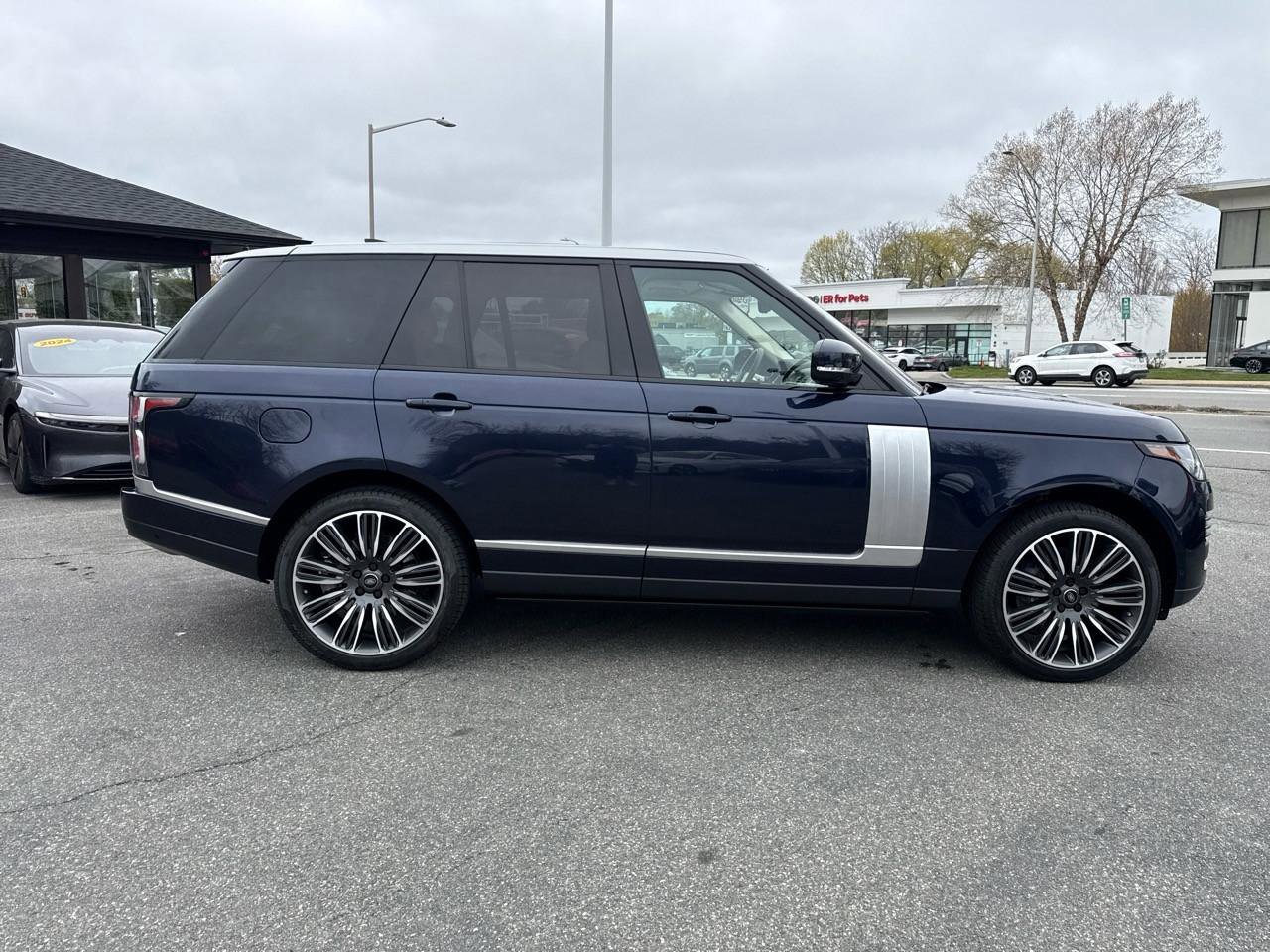 Used 2019 Land Rover Range Rover HSE AWD/4WD image 18