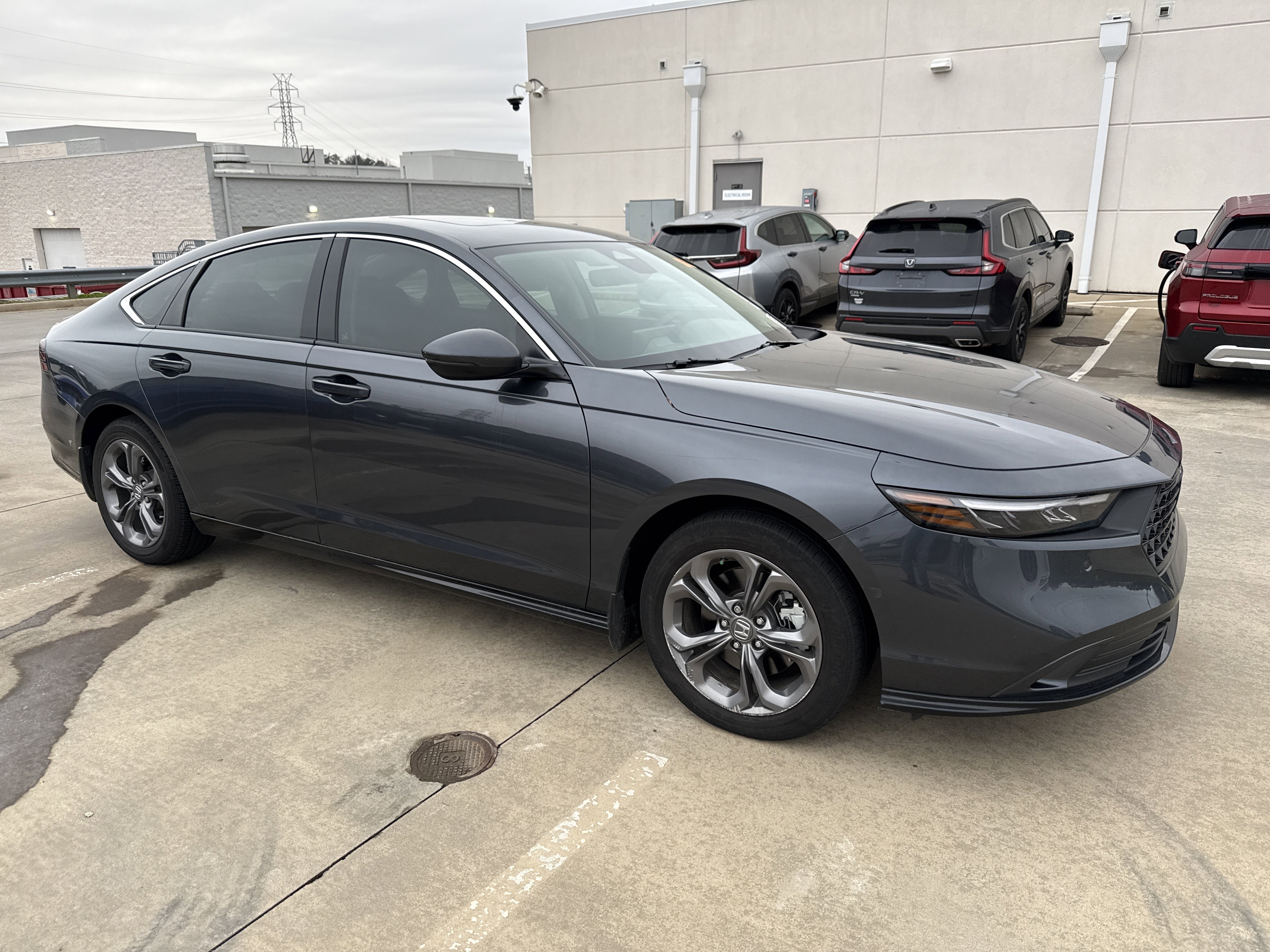 Used 2023 Honda Accord EX-L image 2