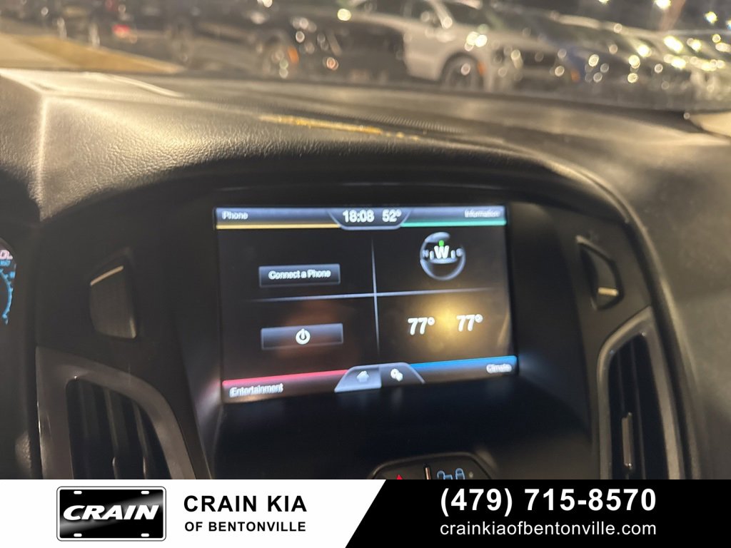 Used 2012 Ford Focus Titanium image 19