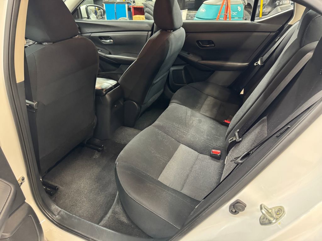 Used 2024 Nissan Sentra SV image 15