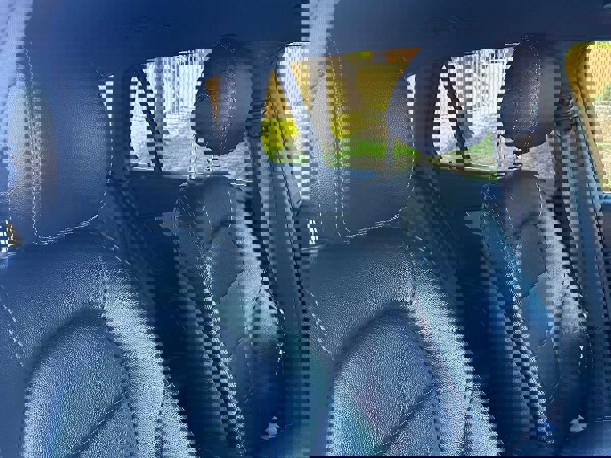 Used 2021 Mercedes-Benz GLC 300 image 31