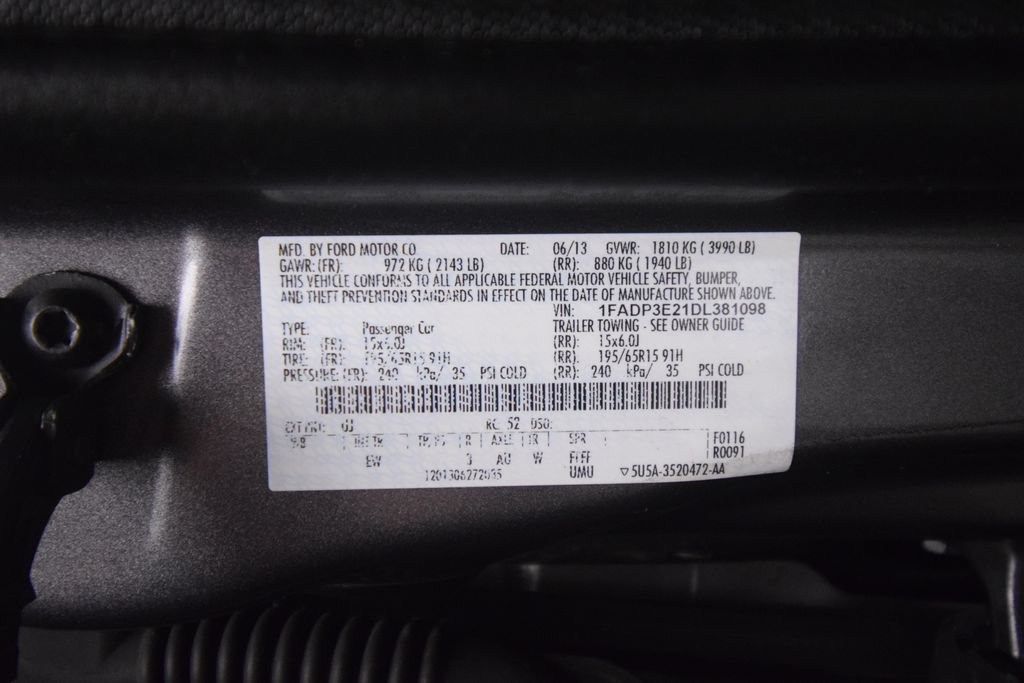 Used 2013 Ford Focus S FWD image 22