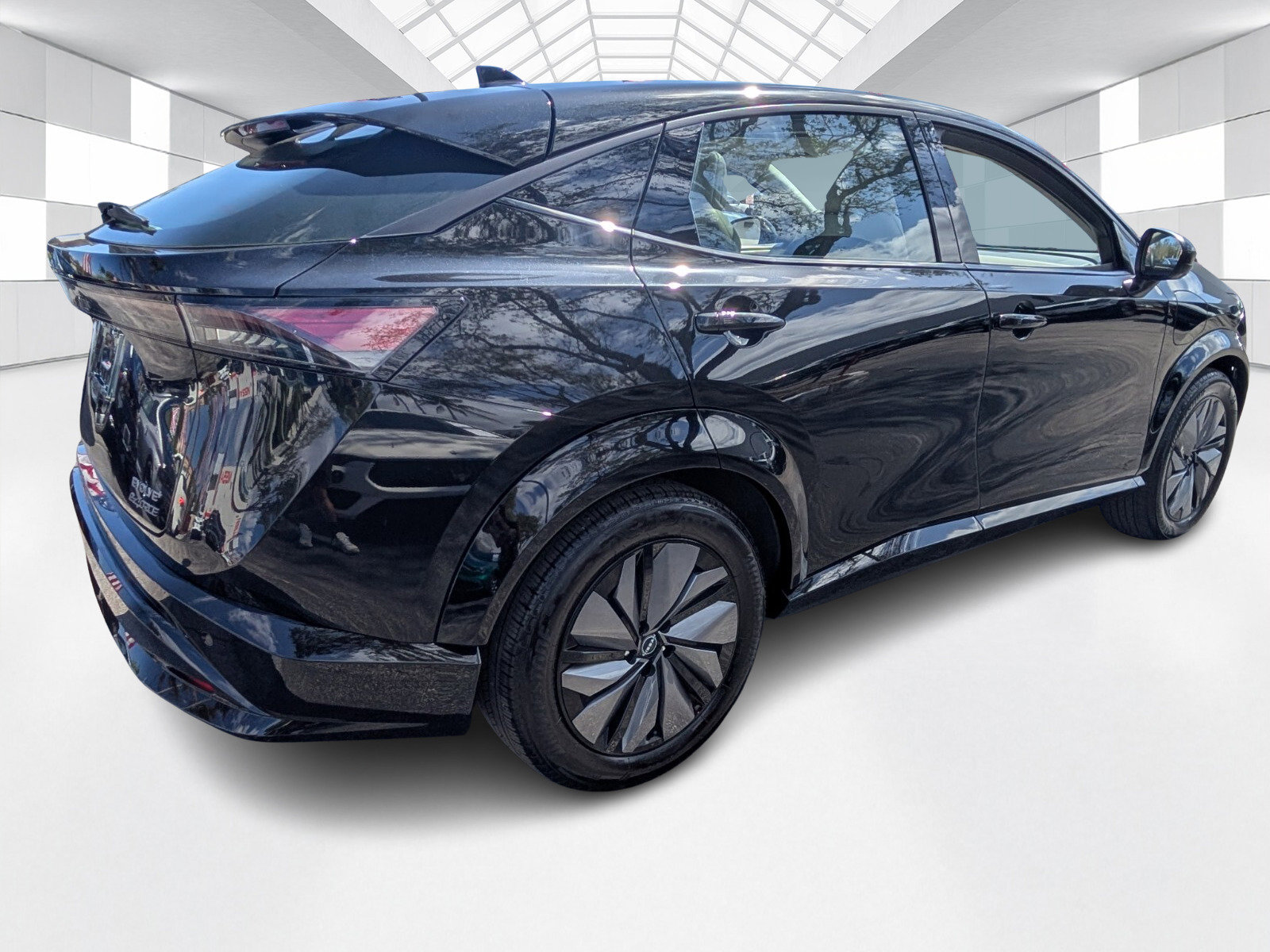 Certified 2024 Nissan Ariya AWD image 7