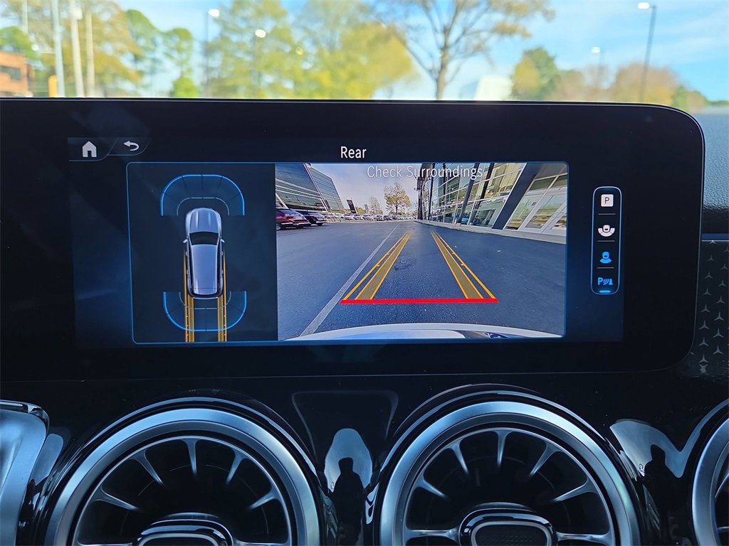 Certified 2025 Mercedes-Benz GLB 250 4MATIC image 25