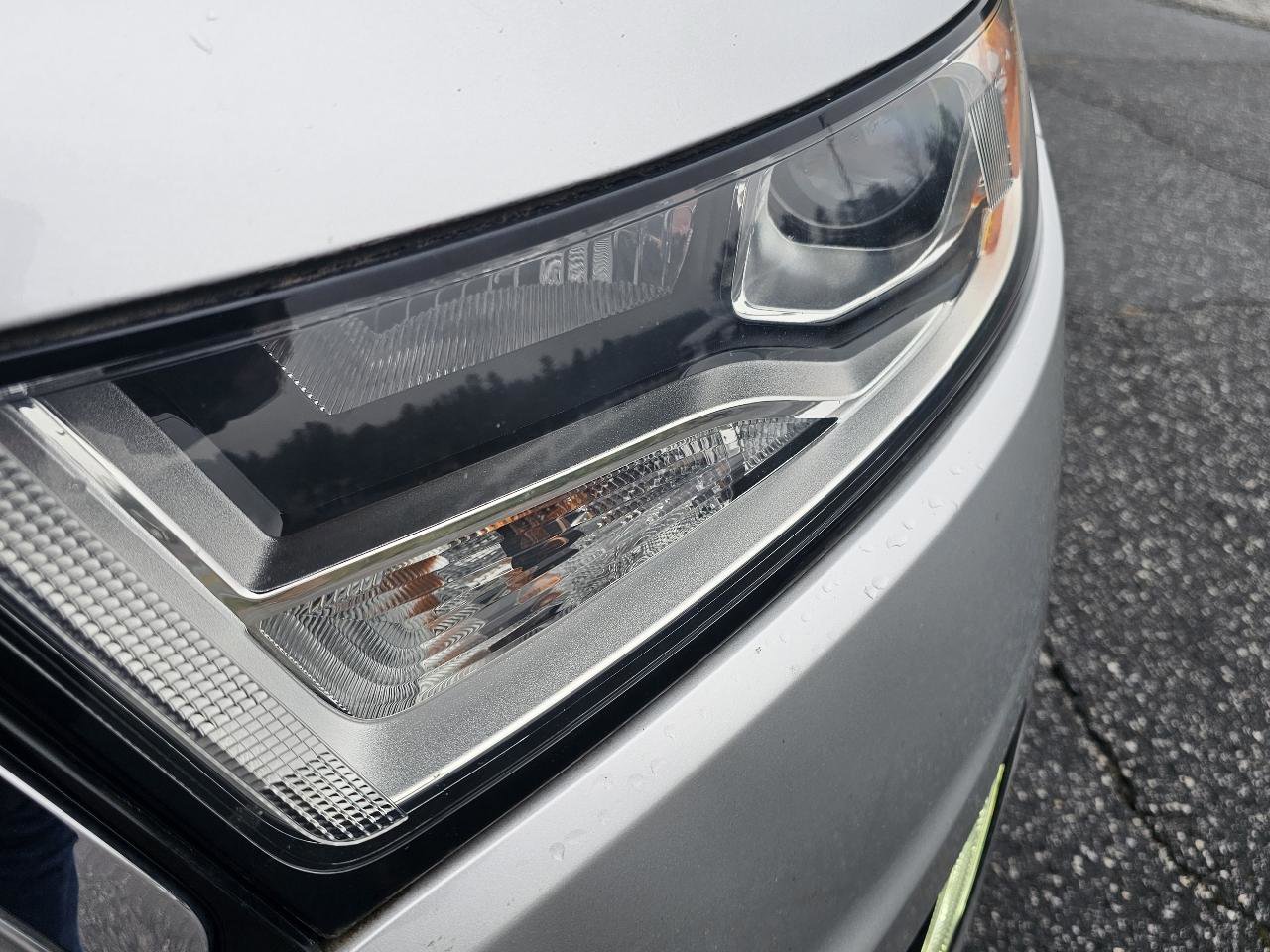 Used 2015 Ford Edge Titanium image 23