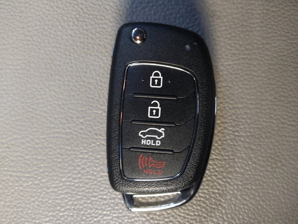 Used 2018 Hyundai Sonata SE FWD image 32