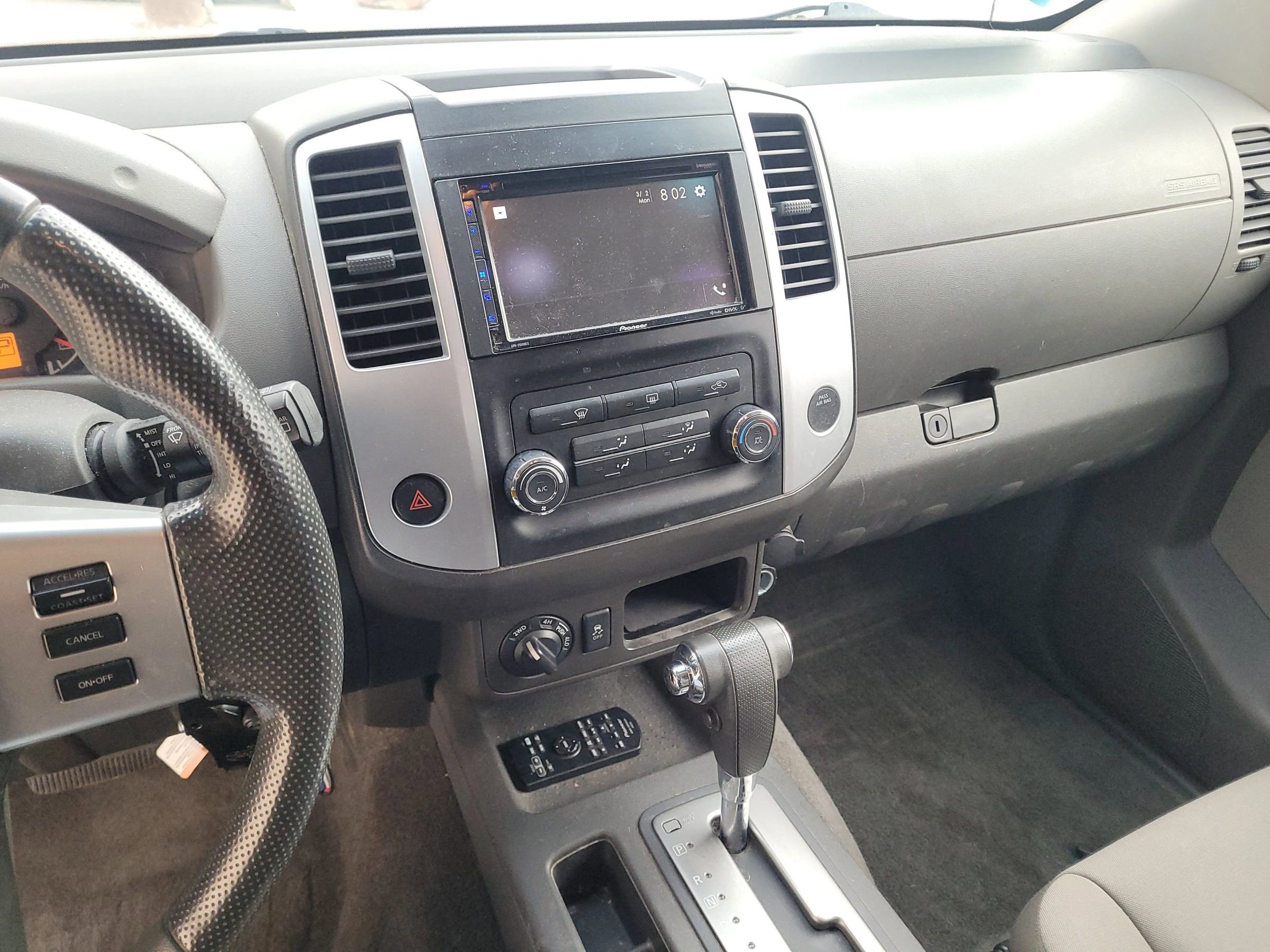 Used 2013 Nissan Xterra S AWD/4WD image 8