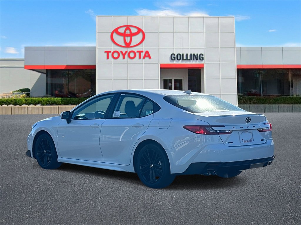 New 2026 Toyota Camry SE image 4